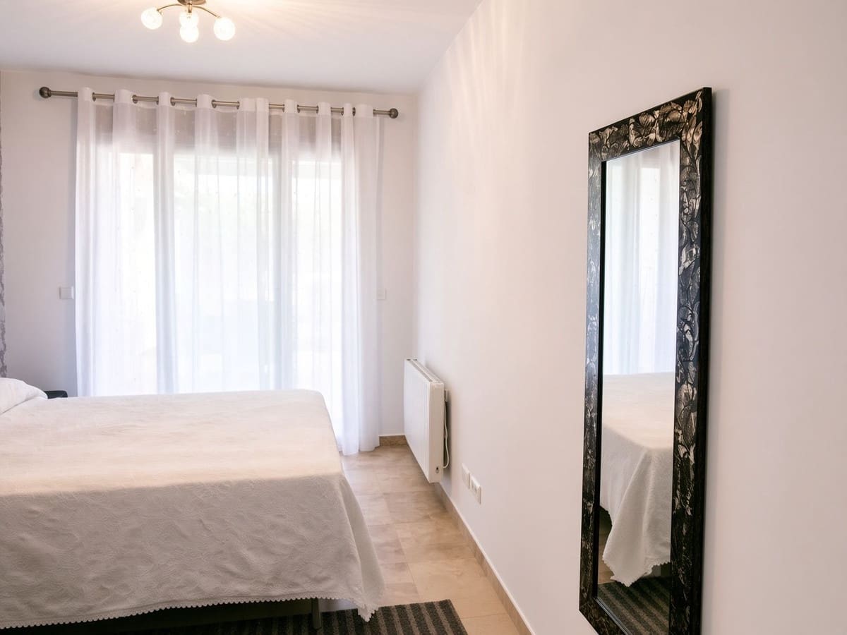 2 Zimmer Apartment zu verkaufen in Bahia de Casares mit Pool Garage - 557.000 € (Ref: 10034668)