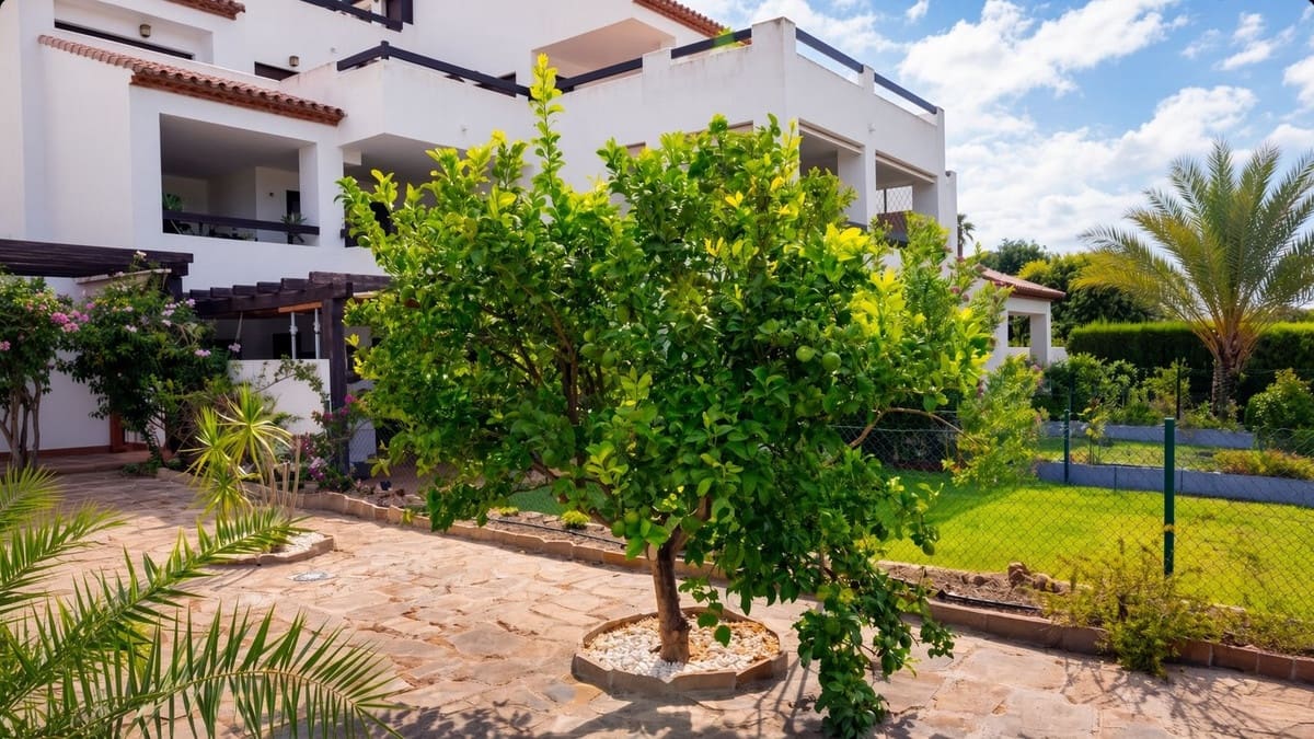2 Zimmer Apartment zu verkaufen in Bahia de Casares mit Pool Garage - 557.000 € (Ref: 10034668)
