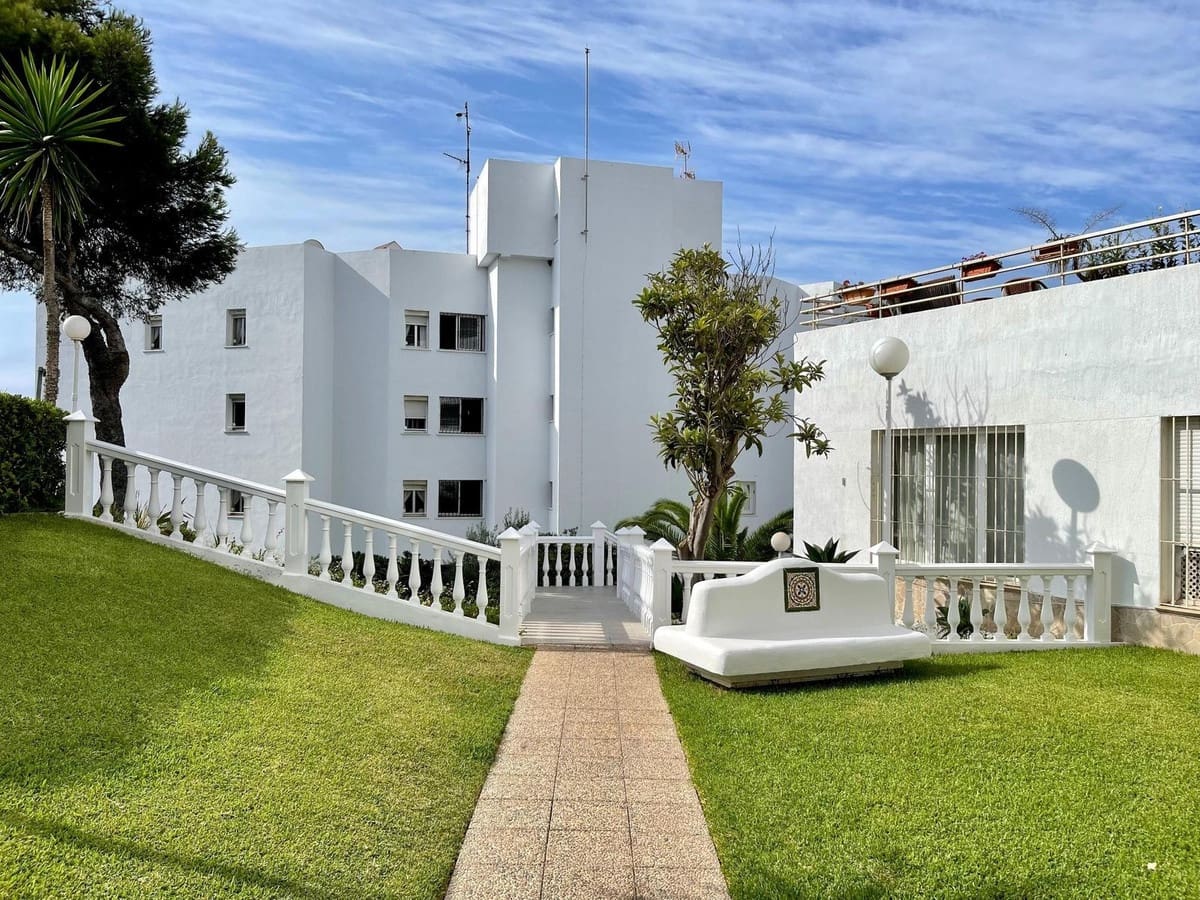 Estúdio para venda em Calahonda com piscina - 339 000 € (Ref: 10034670)