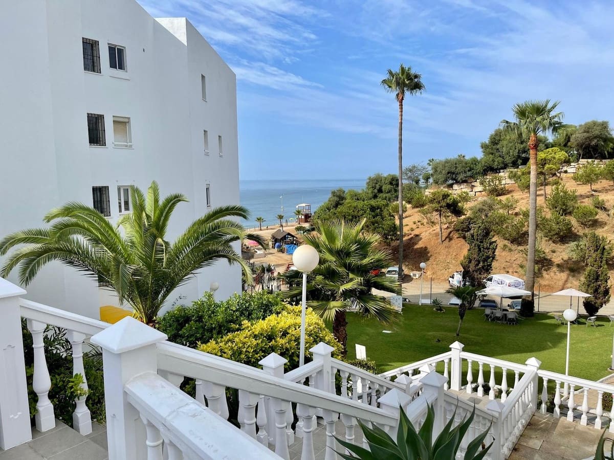 Estúdio para venda em Calahonda com piscina - 339 000 € (Ref: 10034670)