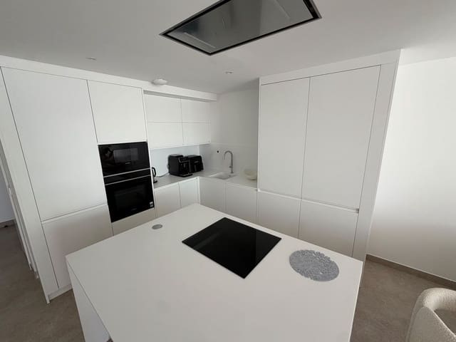 4 quarto Apartamento para venda em Cancelada, Estepona com piscina garagem - 1 400 000 € (Ref: 10034672)