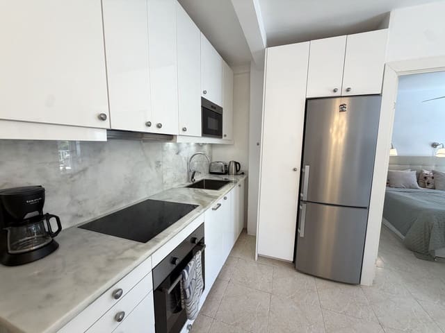 2 chambre Appartement à vendre à Golden Mile, Marbella avec piscine - 405 000 € (Ref: 10034673)