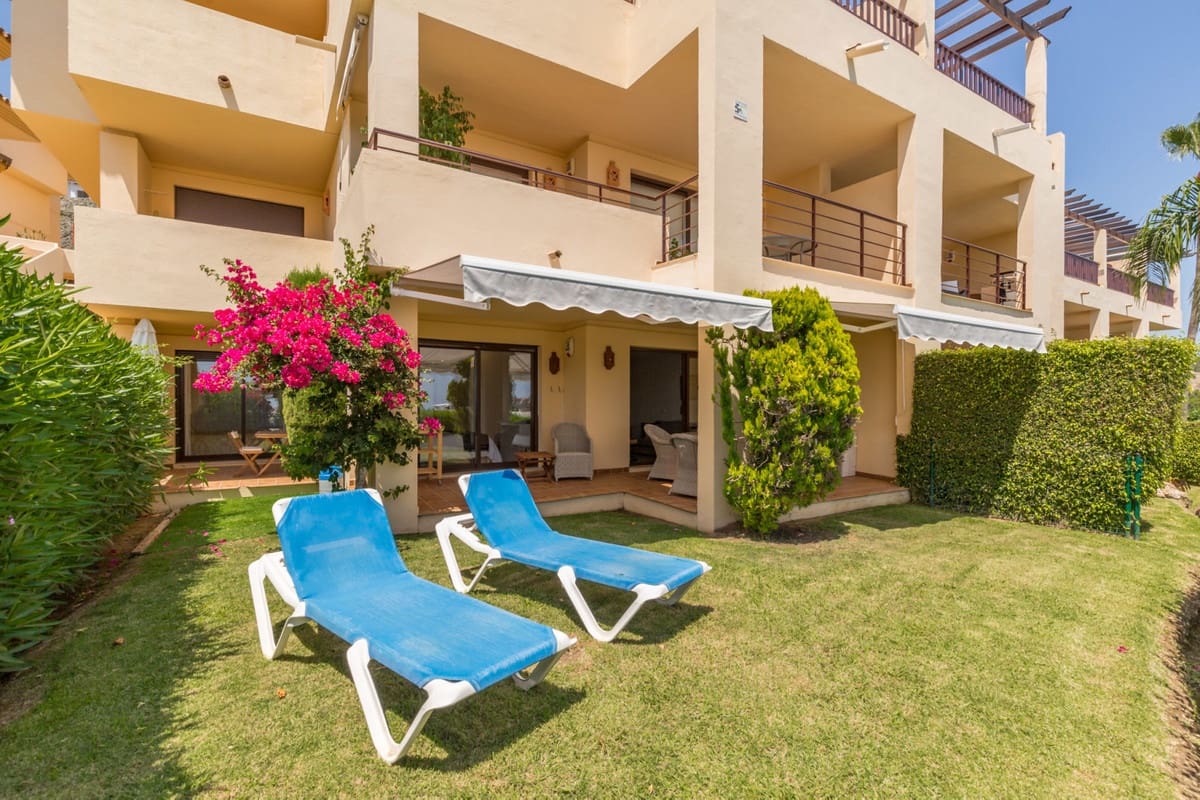 3 bedroom Apartment for sale in Los Arqueros with pool - € 550,000 (Ref: 10034677)