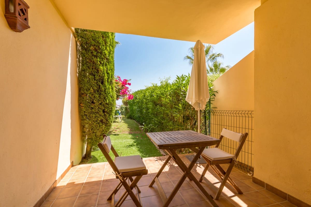 3 bedroom Apartment for sale in Los Arqueros with pool - € 550,000 (Ref: 10034677)