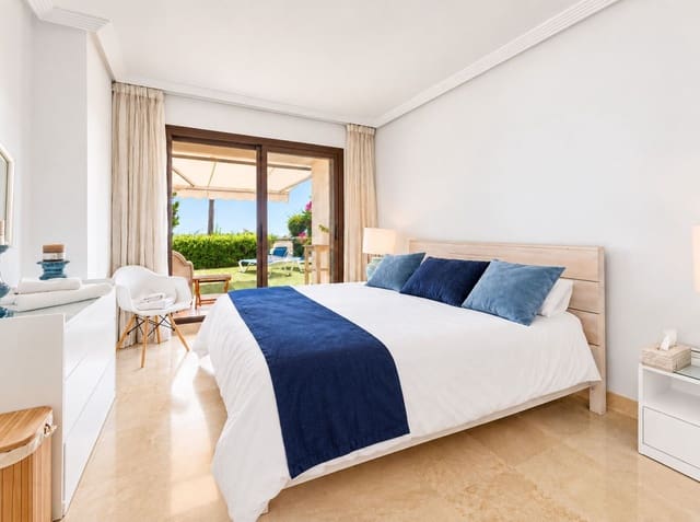 Apartamento de 3 habitaciones en Los Arqueros, Benahavís en venta con piscina garaje - 550.000 € (Ref: 10034677)