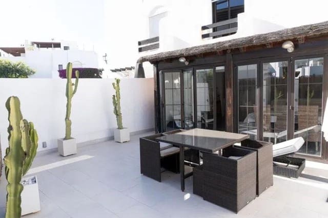 4 bedroom Townhouse for sale in San Pedro de Alcantara, Marbella with pool - € 950,000 (Ref: 10035817)