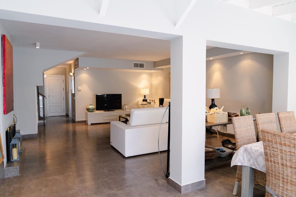 4 Zimmer Haus zu verkaufen in San Pedro de Alcantara mit Pool - 950.000 € (Ref: 10035817)