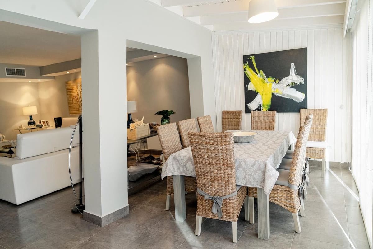4 Zimmer Haus zu verkaufen in San Pedro de Alcantara mit Pool - 950.000 € (Ref: 10035817)