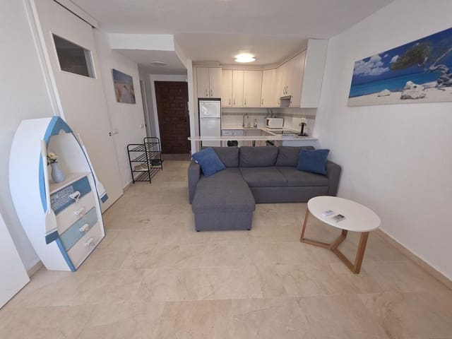 2 bedroom Apartment for sale in Castillo Sohail, Fuengirola with pool - € 359,000 (Ref: 10035819)
