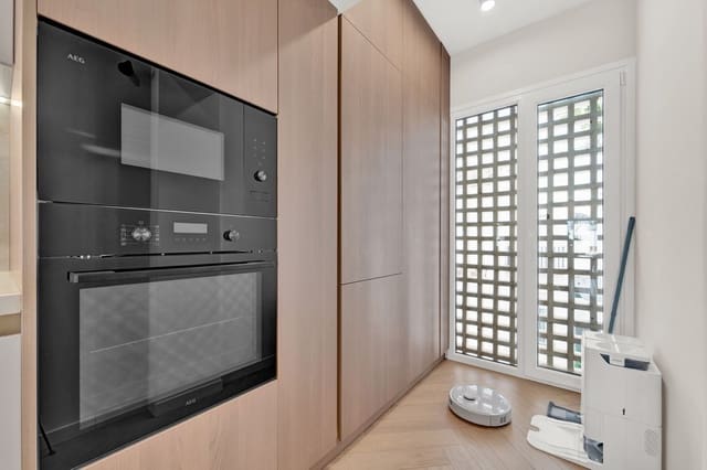 2 slaapkamer Appartement te koop in Costalita, Estepona met zwembad - € 715.000 (Ref: 10035822)