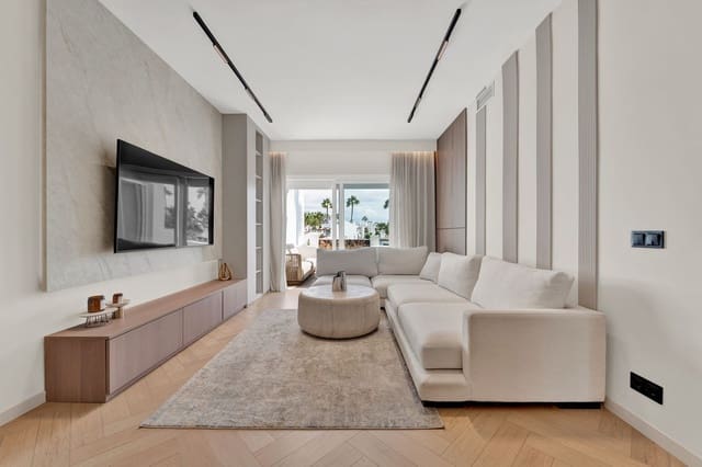 2 slaapkamer Appartement te koop in Costalita, Estepona met zwembad - € 715.000 (Ref: 10035822)