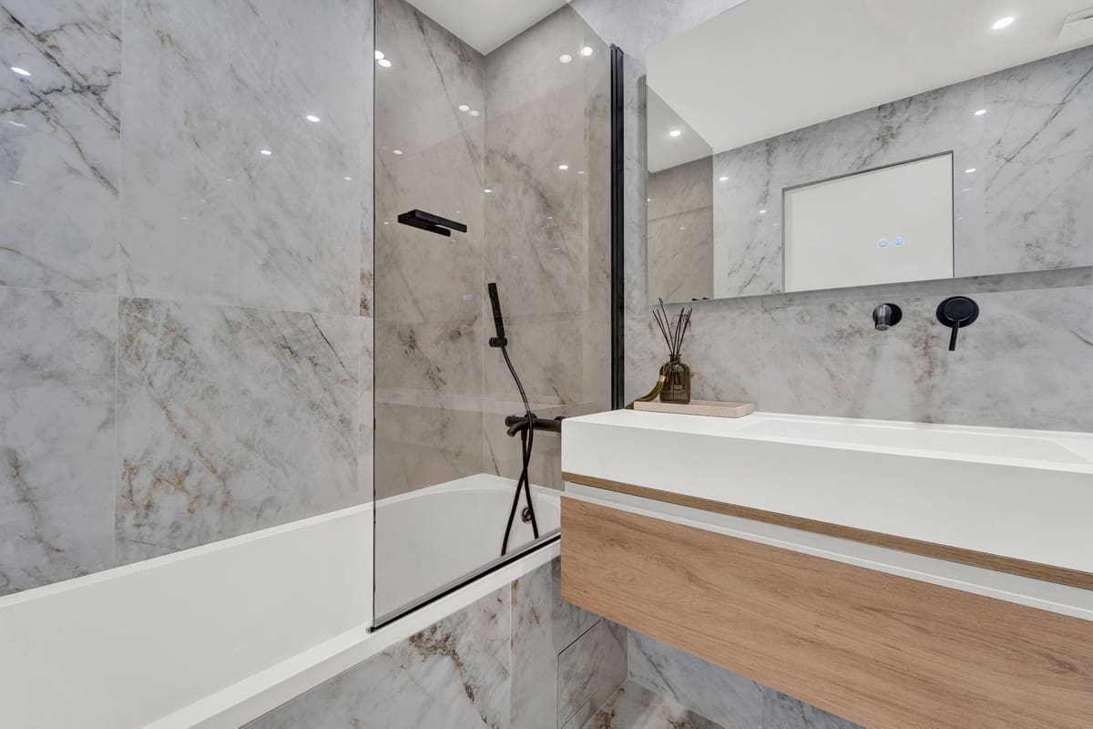 2 slaapkamer Appartement te koop in Costalita met zwembad - € 715.000 (Ref: 10035822)