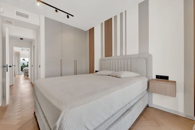 2 slaapkamer Appartement te koop in Costalita, Estepona met zwembad - € 715.000 (Ref: 10035822)