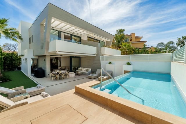 5 Zimmer Doppelhaus zu verkaufen in Puerto Banus, Marbella mit Pool - 2.585.000 € (Ref: 10035823)