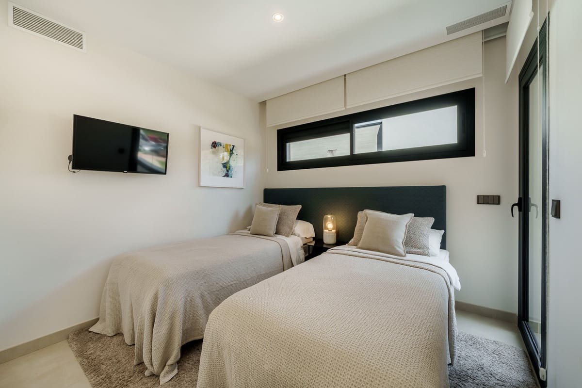 5 Zimmer Doppelhaus zu verkaufen in Puerto Banus mit Pool - 2.585.000 € (Ref: 10035823)