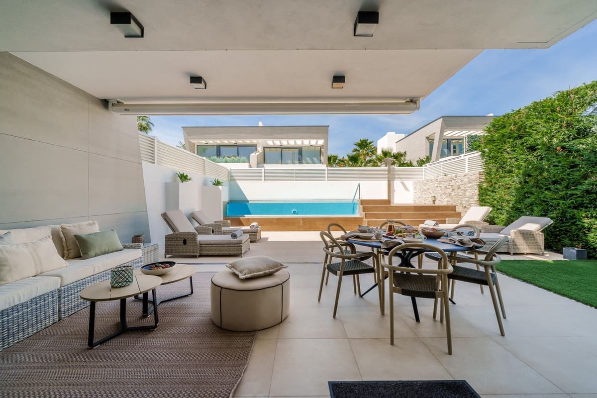 5 Zimmer Doppelhaus zu verkaufen in Puerto Banus mit Pool - 2.585.000 € (Ref: 10035823)