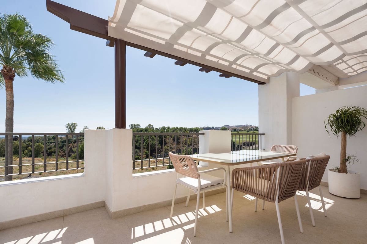 3 chambre Appartement à vendre à Los Arqueros avec piscine garage - 799 000 € (Ref: 10035825)