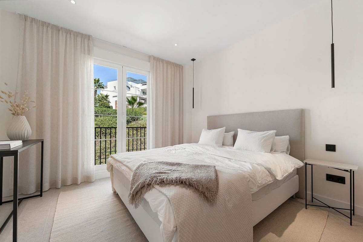 3 chambre Appartement à vendre à Los Arqueros avec piscine garage - 799 000 € (Ref: 10035825)