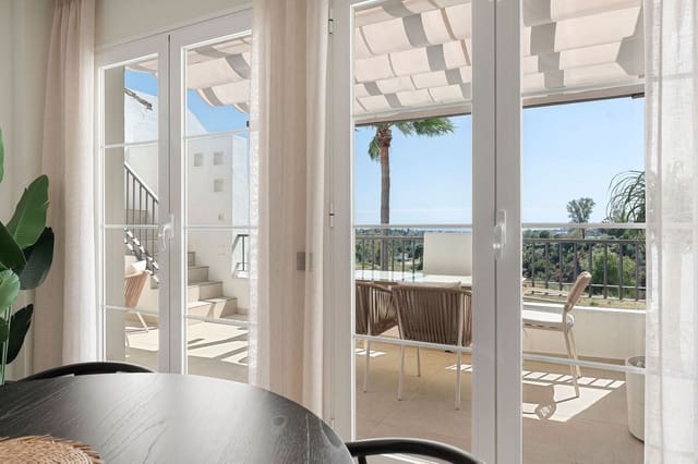 3 chambre Appartement à vendre à Los Arqueros, Benahavís avec piscine garage - 799 000 € (Ref: 10035825)