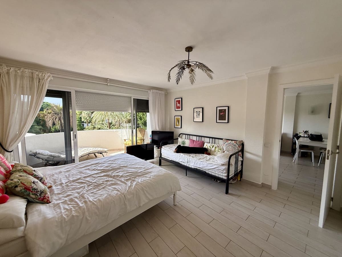 1 sovrum Lägenhet till salu i Marbesa med pool - 349 000 € (Ref: 10035826)