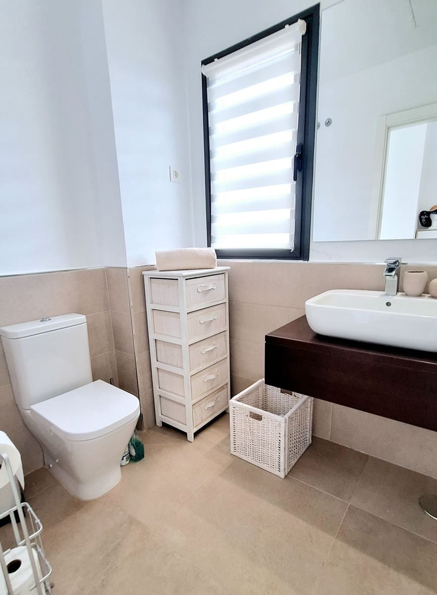4 sypialnia Dom blizniak na sprzedaż w Manilva z basenem garażem - 595 000 € (Ref: 10039259)