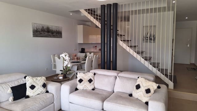 4 sypialnia Dom blizniak na sprzedaż w Manilva z basenem garażem - 595 000 € (Ref: 10039259)