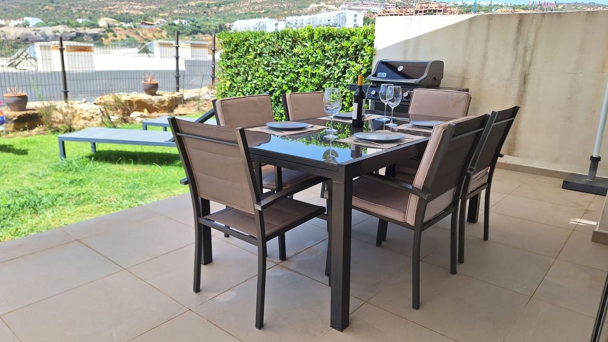 4 sypialnia Dom blizniak na sprzedaż w Manilva z basenem garażem - 595 000 € (Ref: 10039259)