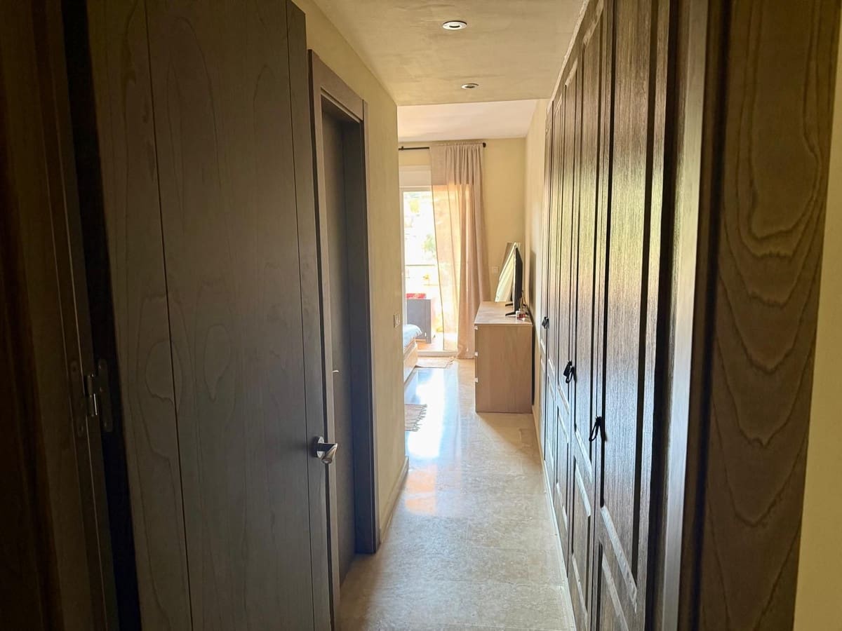 2 Zimmer Apartment zu verkaufen in Calahonda mit Pool - 345.000 € (Ref: 10039260)
