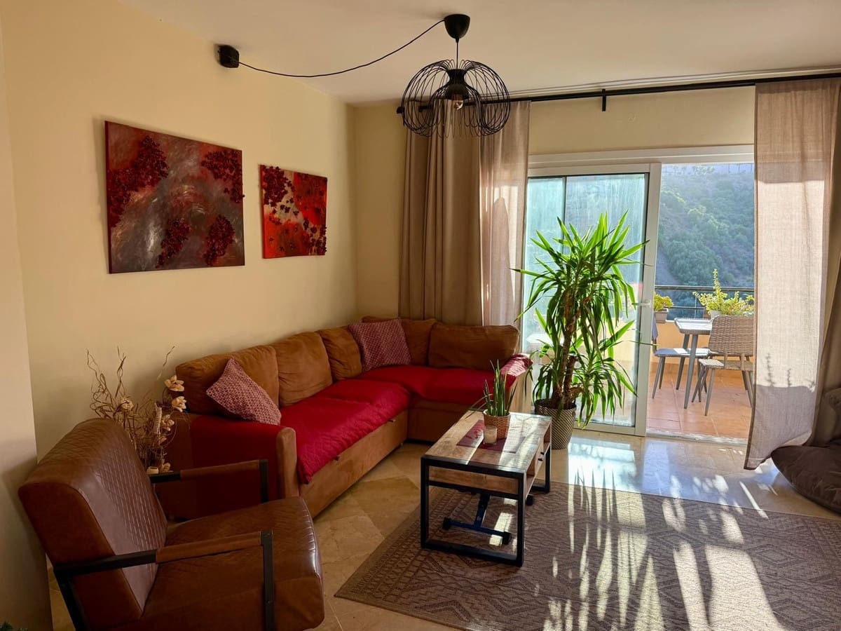 2 Zimmer Apartment zu verkaufen in Calahonda mit Pool - 345.000 € (Ref: 10039260)
