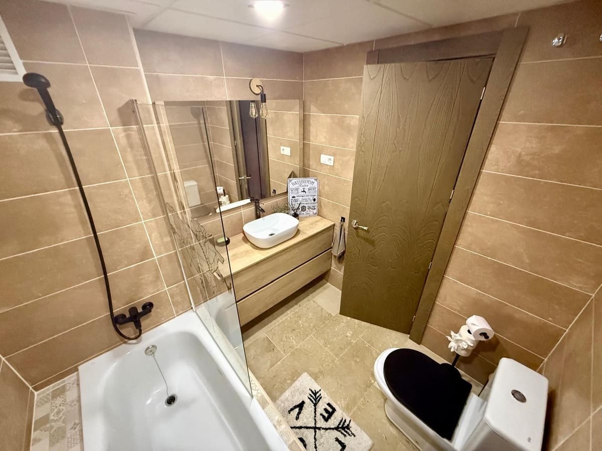 2 Zimmer Apartment zu verkaufen in Calahonda mit Pool - 345.000 € (Ref: 10039260)
