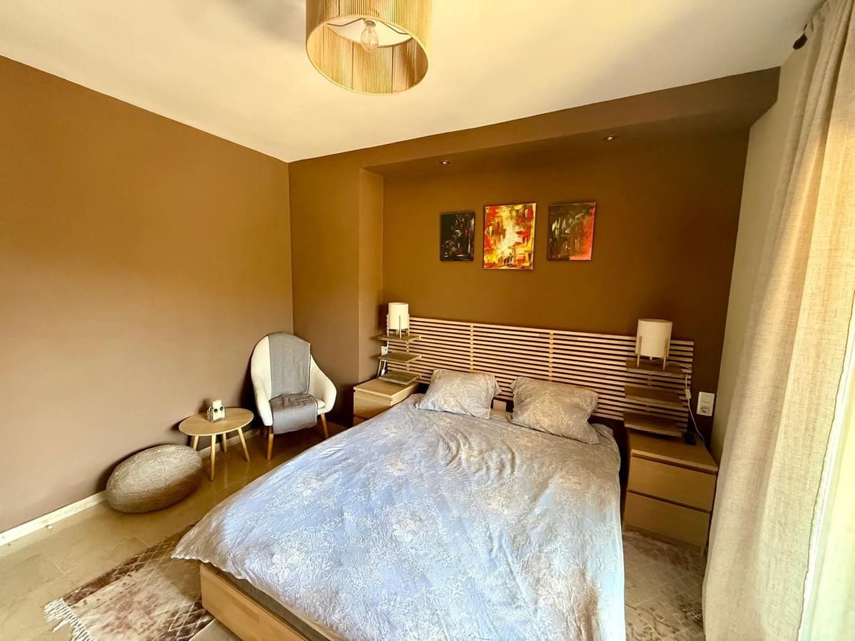 2 Zimmer Apartment zu verkaufen in Calahonda mit Pool - 345.000 € (Ref: 10039260)