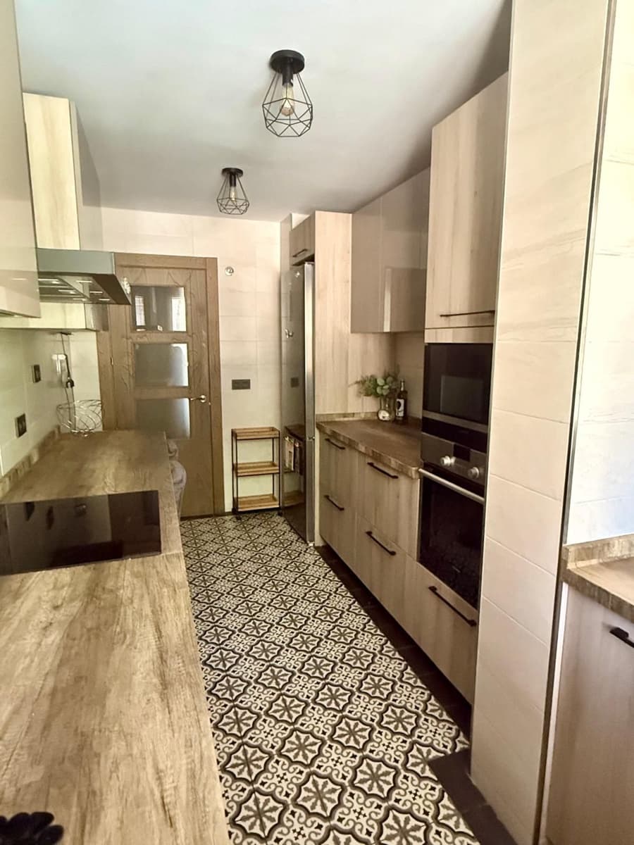 2 bedroom Apartment for sale in Calahonda with pool garage - € 345,000 (Ref: 10039260)