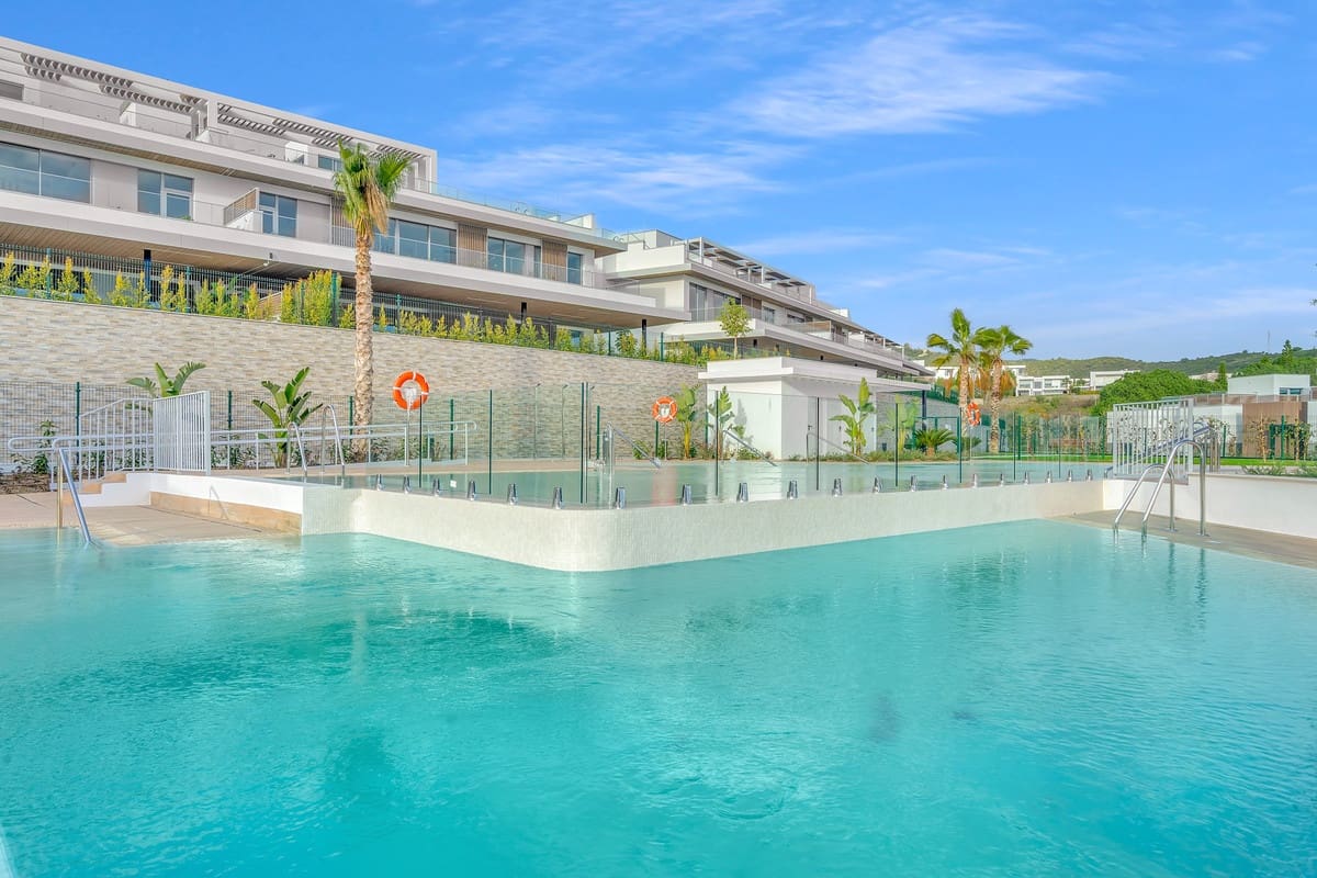 4 soveværelse Lejlighed til salg i Marbella med swimmingpool - € 1.695.000 (Ref: 10039262)