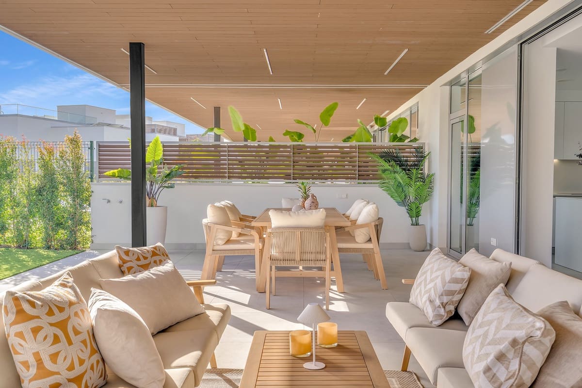 4 soveværelse Lejlighed til salg i Marbella med swimmingpool - € 1.695.000 (Ref: 10039262)
