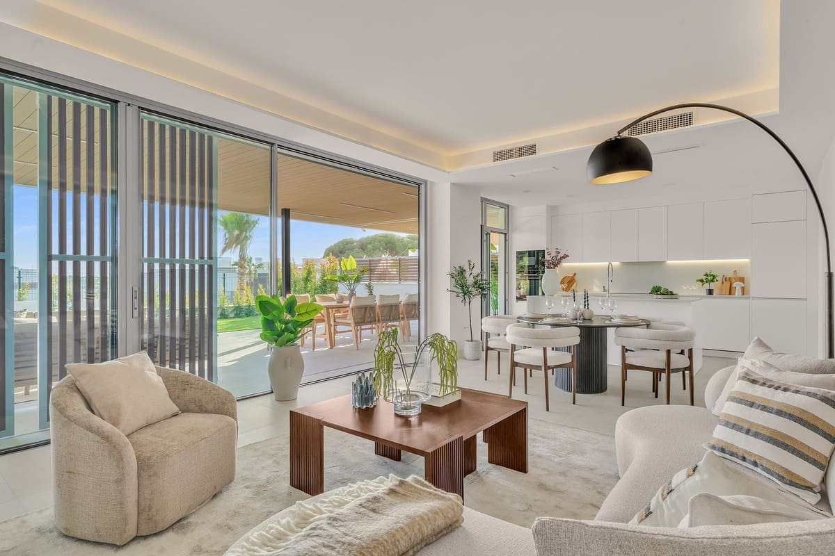 4 soveværelse Lejlighed til salg i Marbella med swimmingpool - € 1.695.000 (Ref: 10039262)