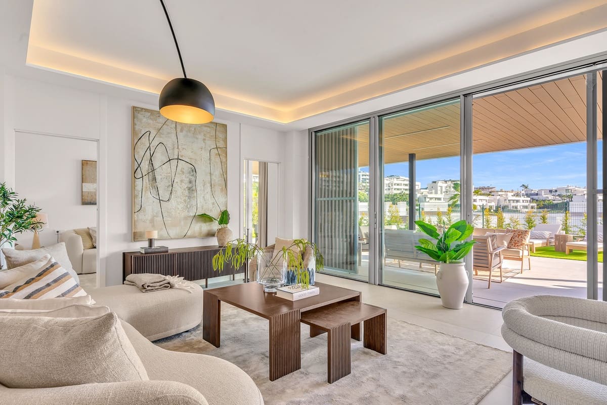 4 soveværelse Lejlighed til salg i Marbella med swimmingpool - € 1.695.000 (Ref: 10039262)