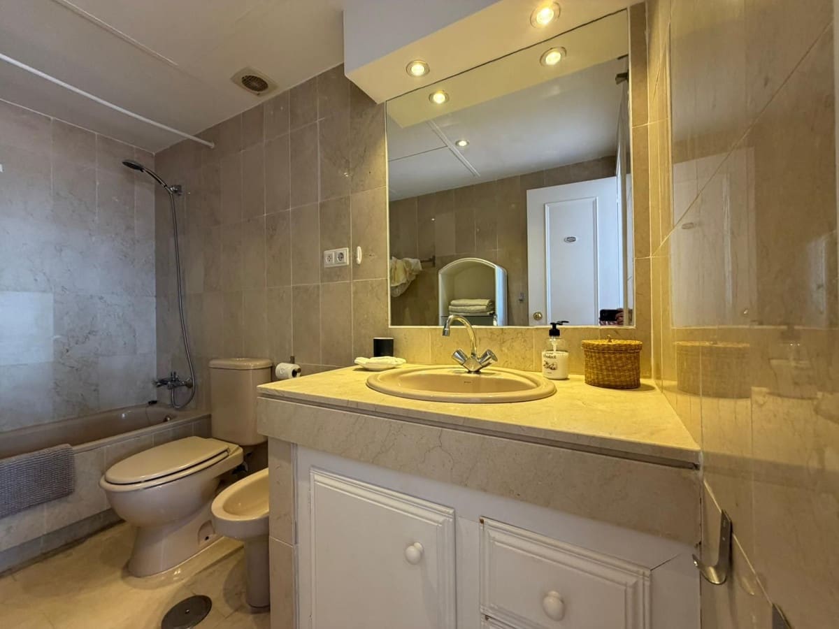 1 soveværelse Lejlighed til salg i Estepona med swimmingpool - € 299.000 (Ref: 10039263)