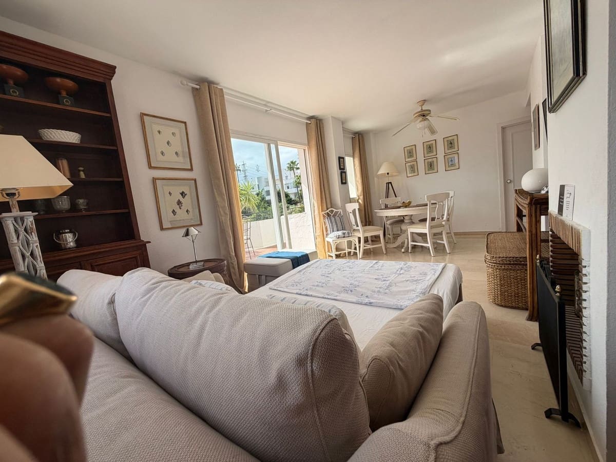 1 soveværelse Lejlighed til salg i Estepona med swimmingpool - € 299.000 (Ref: 10039263)