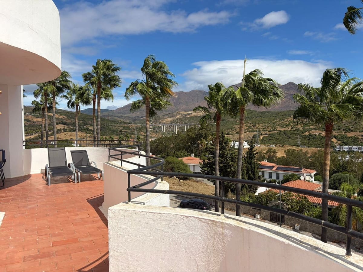 1 soveværelse Lejlighed til salg i Estepona med swimmingpool - € 299.000 (Ref: 10039263)