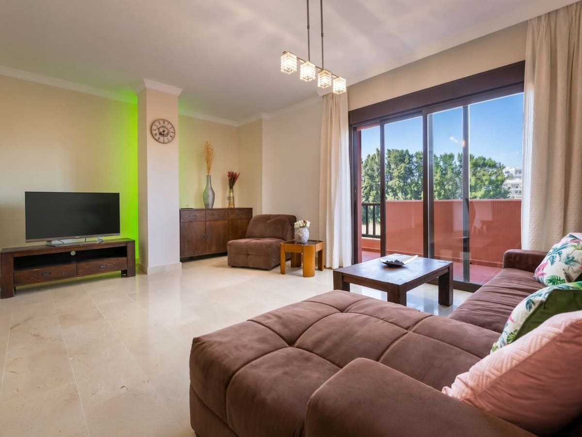 4 sypialnia Apartament na sprzedaż w Buenas Noches z basenem garażem - 480 000 € (Ref: 10039264)