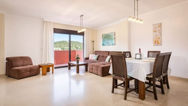 4 sypialnia Apartament na sprzedaż w Buenas Noches, Estepona z basenem garażem - 480 000 € (Ref: 10039264)