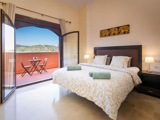 4 sypialnia Apartament na sprzedaż w Buenas Noches, Estepona z basenem garażem - 480 000 € (Ref: 10039264)