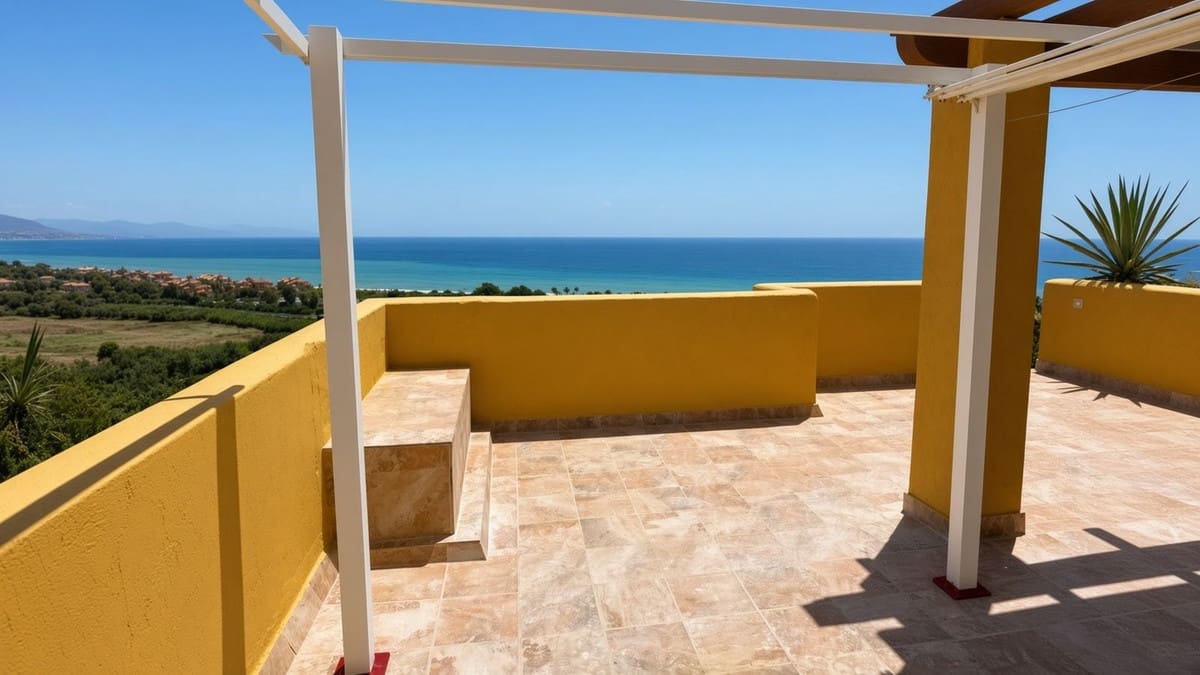 2 chambre Appartement à vendre à La Duquesa / Puerto de la Duquesa avec piscine garage - 440 000 € (Ref: 10042228)
