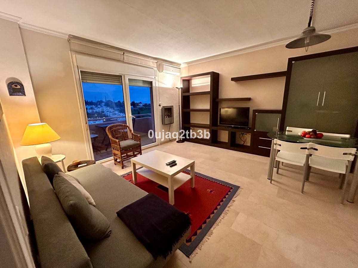 Apartamento de 1 habitación en New Golden Mile en venta con piscina - 235.000 € (Ref: 10042229)