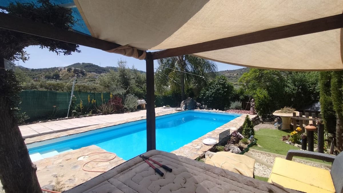 3 sypialnia Finka/Dom wiejski na sprzedaż w Monda z basenem - 359 000 € (Ref: 10042231)