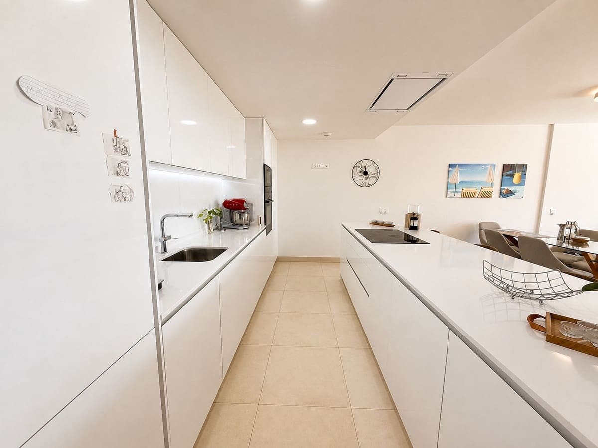 3 chambre Appartement à vendre à La Cala de Mijas avec piscine garage - 759 000 € (Ref: 10042232)