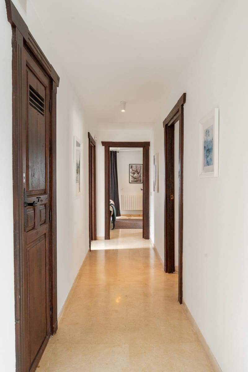 6 sovrum Villa till salu i Benalmadena med pool - 1 895 000 € (Ref: 10042233)