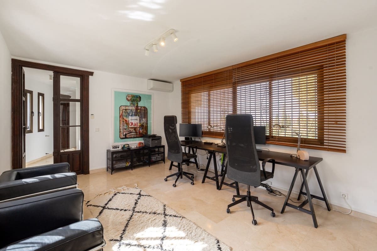 6 sovrum Villa till salu i Benalmadena med pool - 1 895 000 € (Ref: 10042233)