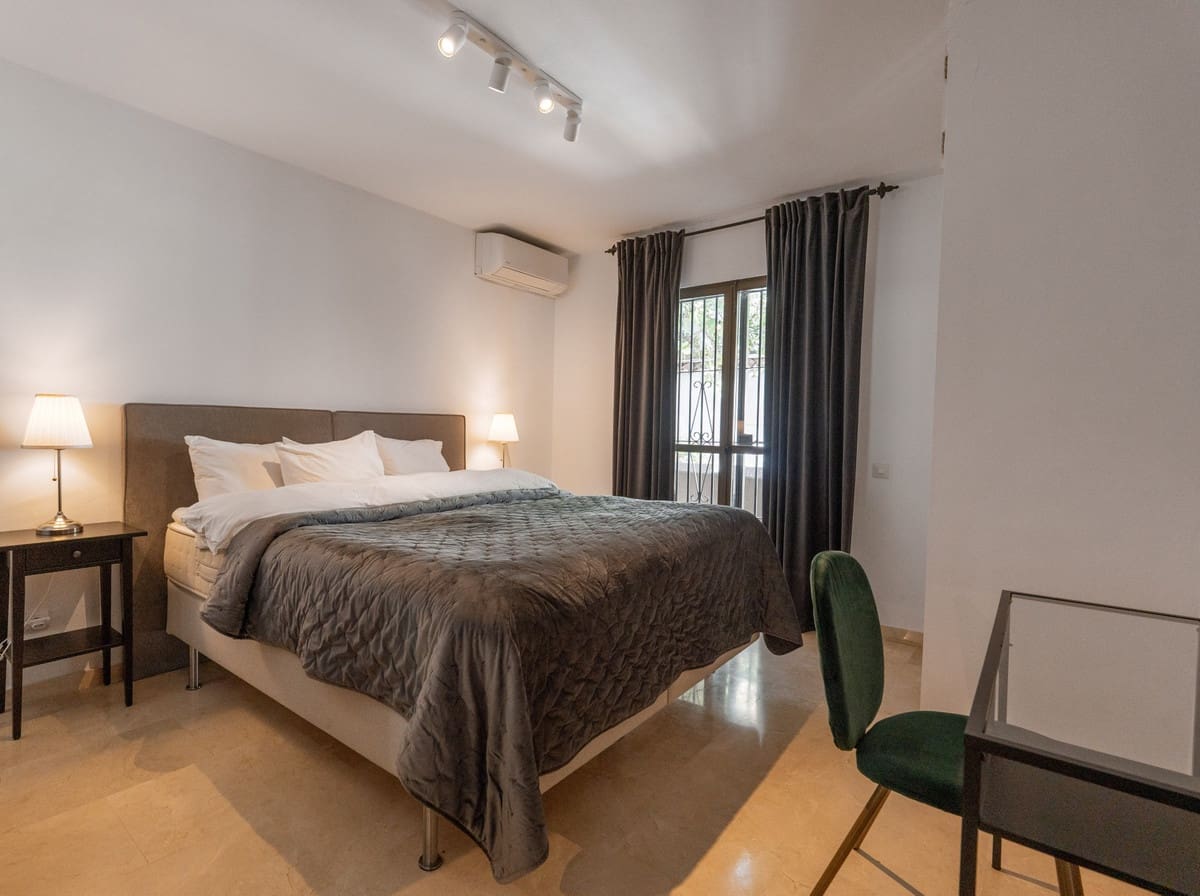 6 sovrum Villa till salu i Benalmadena med pool - 1 895 000 € (Ref: 10042233)