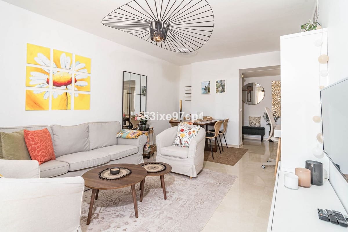 2 slaapkamer Appartement te koop in Calahonda met zwembad garage - € 439.000 (Ref: 10044363)